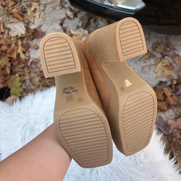 Chinese Laundry Stylish Tan Ankle Boots for Women Size 8 - Picture 6 of 6